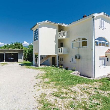 Three-Bedroom Apartment In ビエラ エクステリア 写真